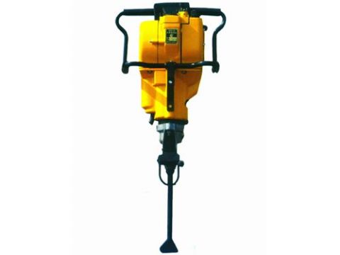 點擊查看詳細信息<br>標題：DGN21型內燃搗固機 閱讀次數(shù)：2310