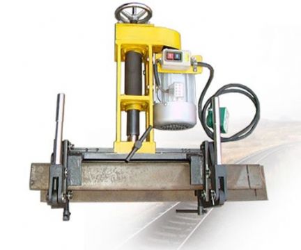 點擊查看詳細信息<br>標題：三相電動鋼軌鉆孔機 閱讀次數(shù)：2458