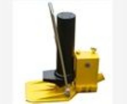 點(diǎn)擊查看詳細(xì)信息<br>標(biāo)題：GYQD-196型寬枕板起道器 閱讀次數(shù)：2533