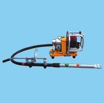 點擊查看詳細信息<br>標(biāo)題：DG150型電動軟軸高頻搗固機 閱讀次數(shù)：1782