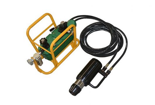 點(diǎn)擊查看詳細(xì)信息<br>標(biāo)題：MQ22-360/63礦用錨索張拉機(jī)具 閱讀次數(shù)：1437